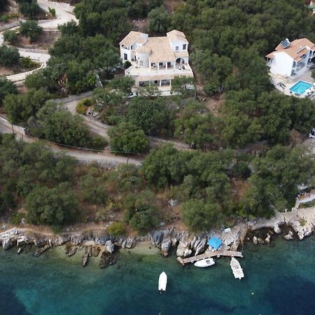 Villa Nena - Studio Suites カラミ エクステリア 写真