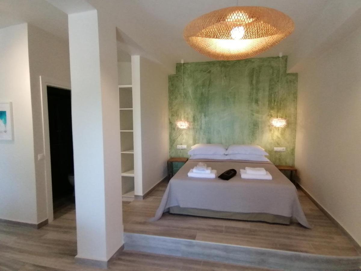 Villa Nena - Studio Suites カラミ エクステリア 写真