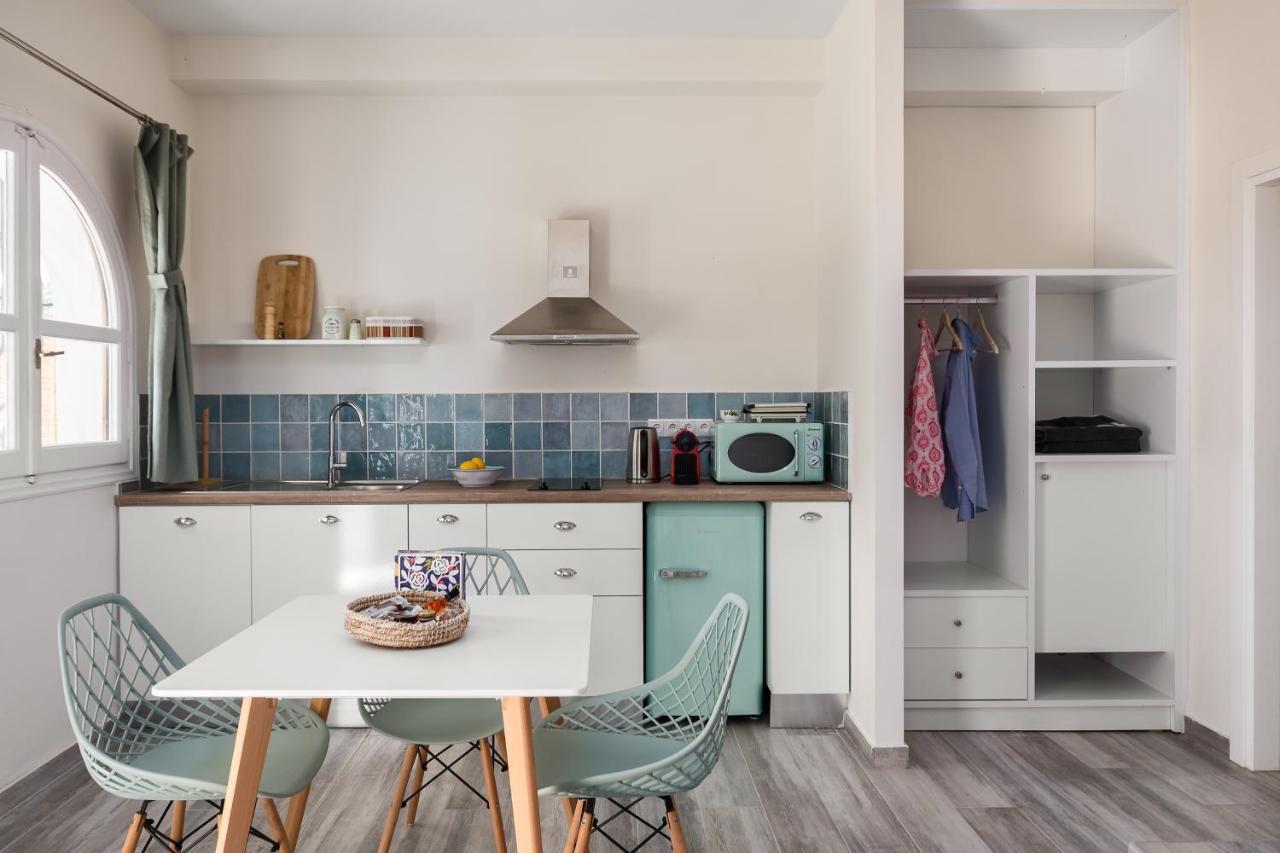 Villa Nena - Studio Suites カラミ エクステリア 写真